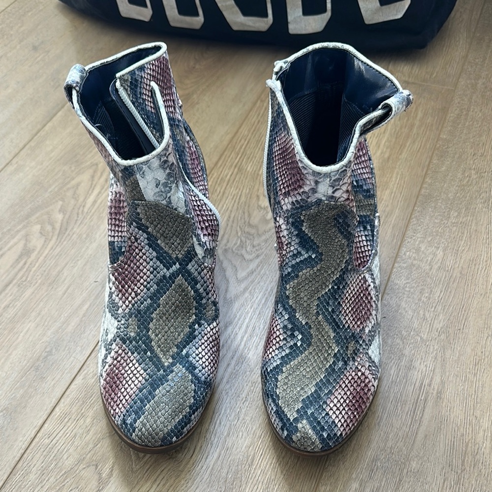 Snakeskin Patterned Ankle Boots